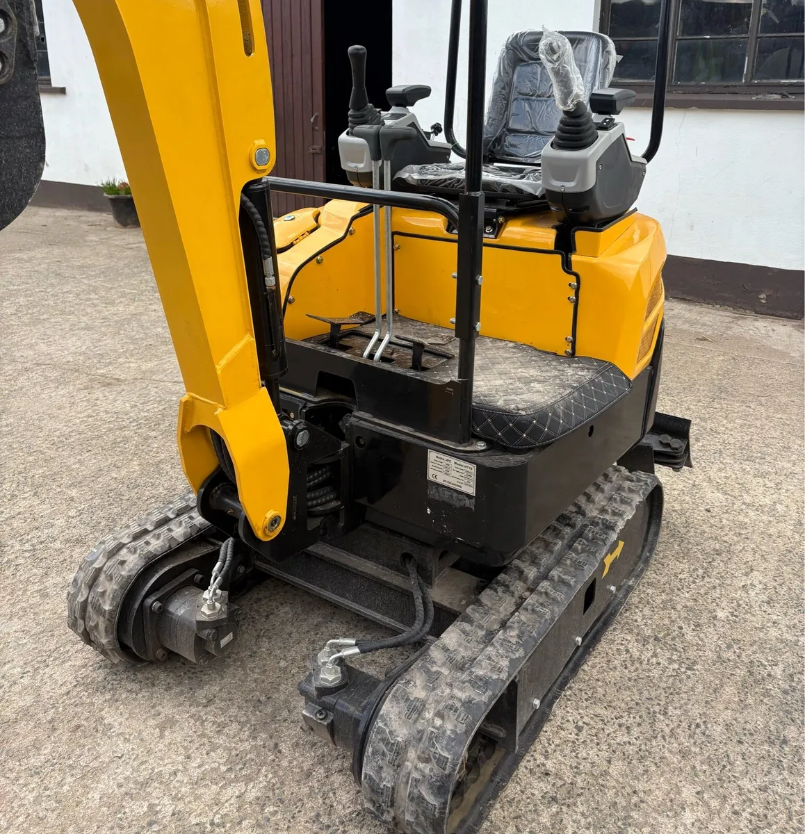 JPC HT18 . 1.8 Ton New 2026 mini Digger - Image 4