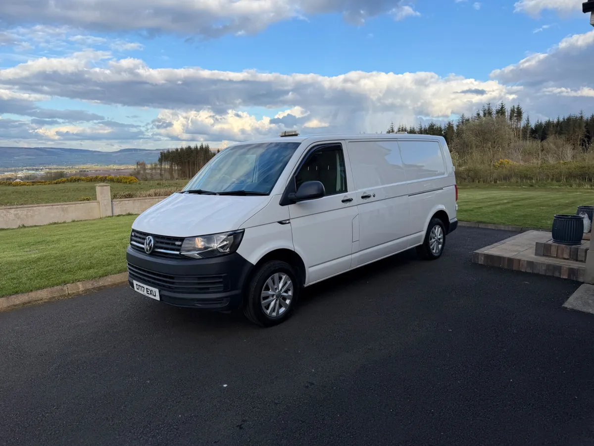 Volkswagen Transporter 2017 - Image 4