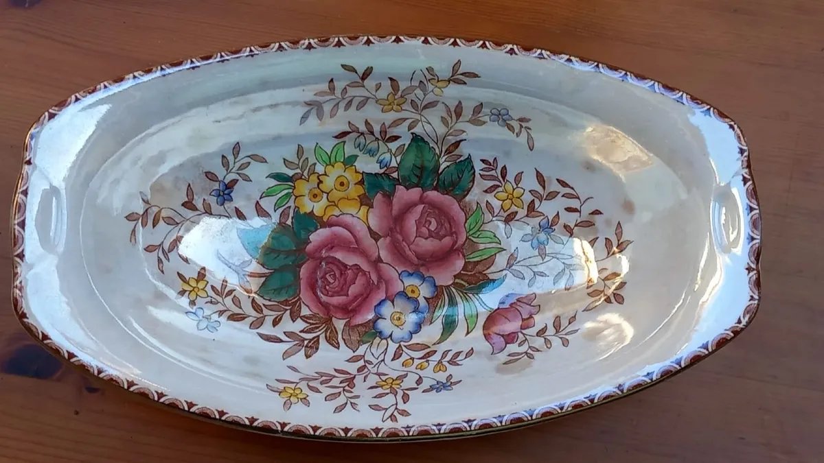 Vintage Maling 'Rosalind' Cream Lustre Oval Dish - Image 1