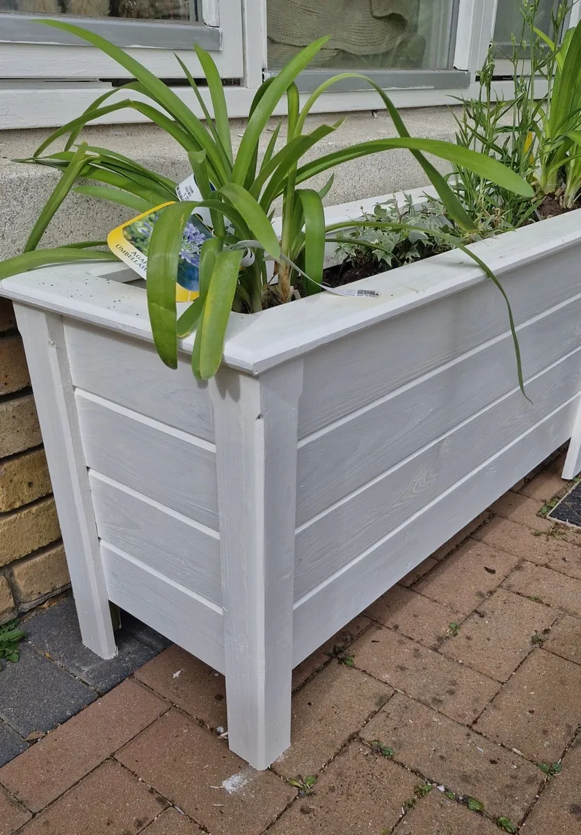 Handmade Timber Planter Box – 1800mm - Image 1