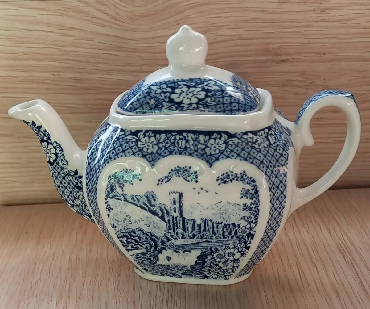 Tea Pot Collection - 3 unusual pieces - Image 3