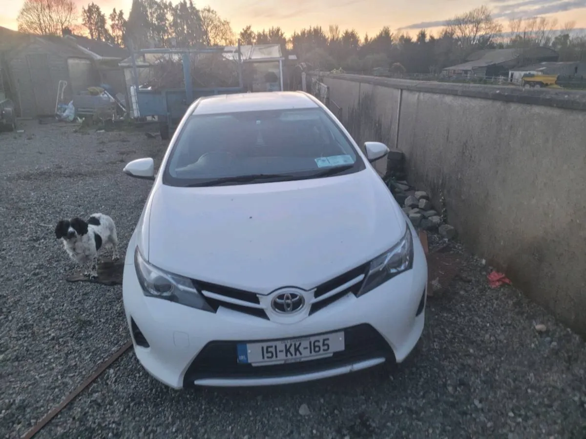 Auris 151 - Image 1