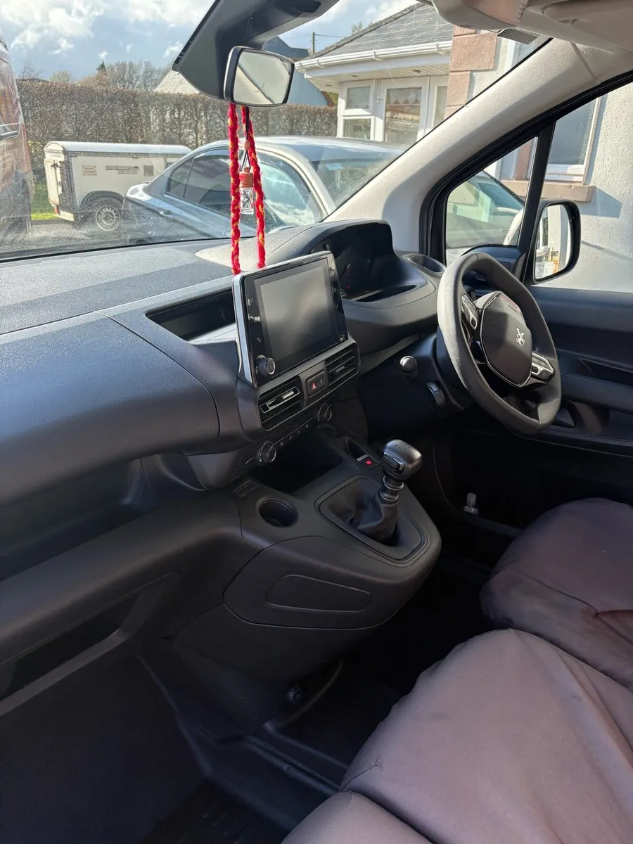 Peugeot partner professional plus - Image 4