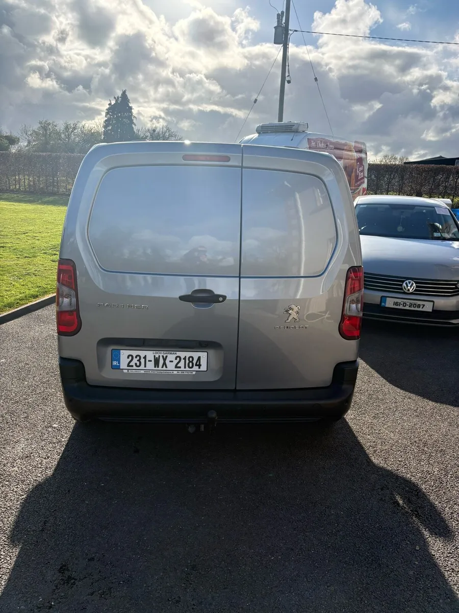 Peugeot partner professional plus - Image 2