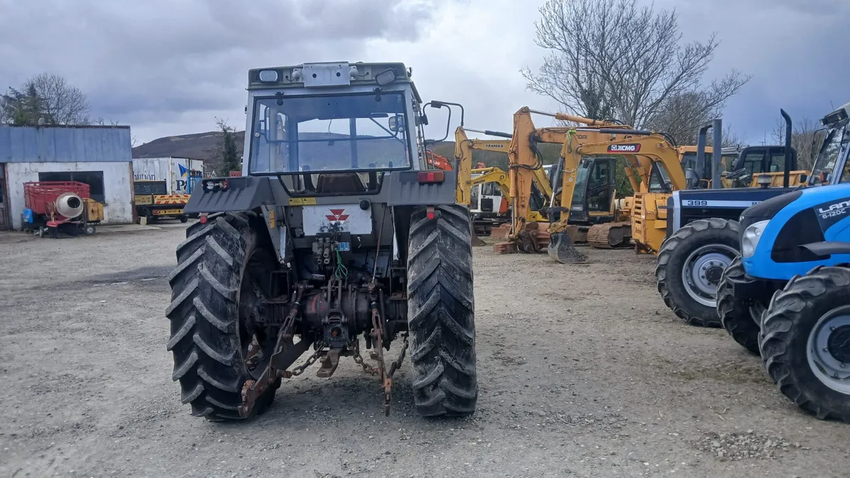 1993 Massey Ferguson 399 - Image 4
