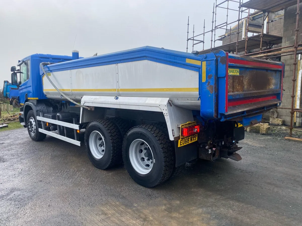 Scania P450 tipper - Image 3