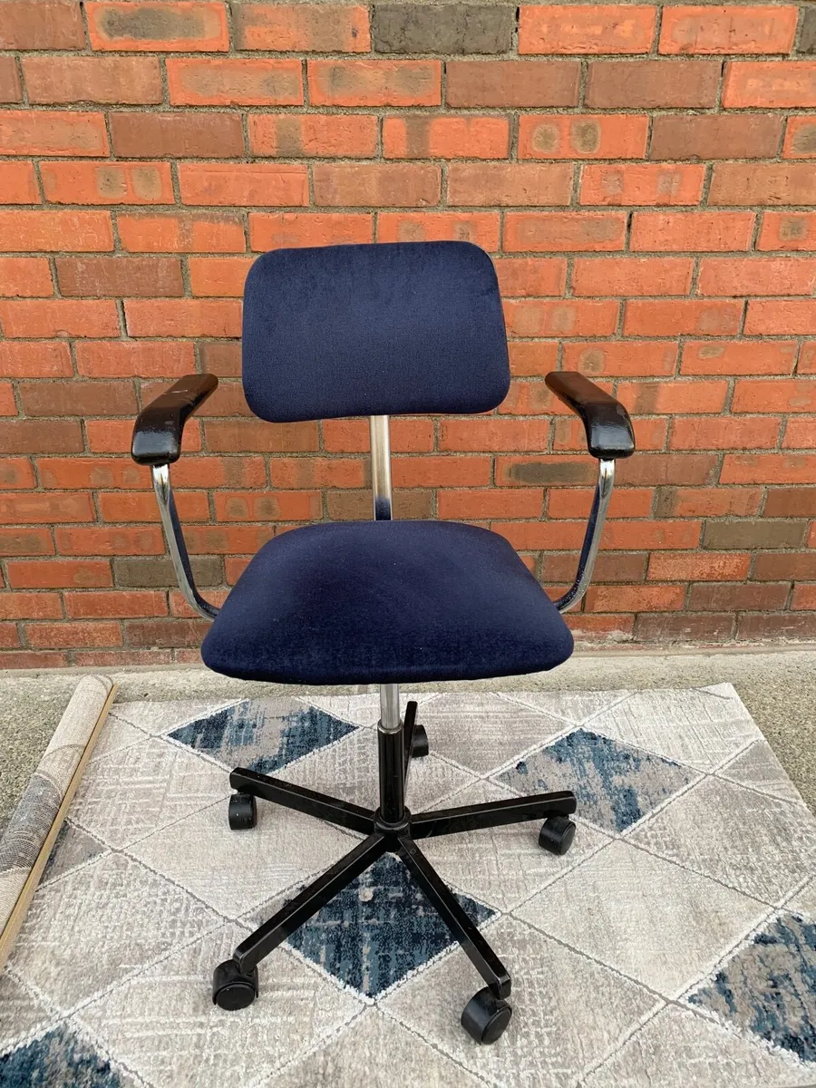 Chair office/home - Image 1