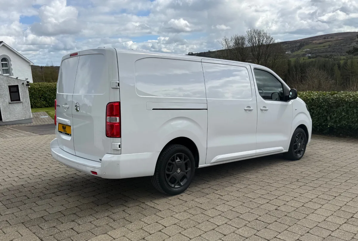 2024 (242reg) Vauxhall Vivaro SportivePro 2.0d 145 - Image 4