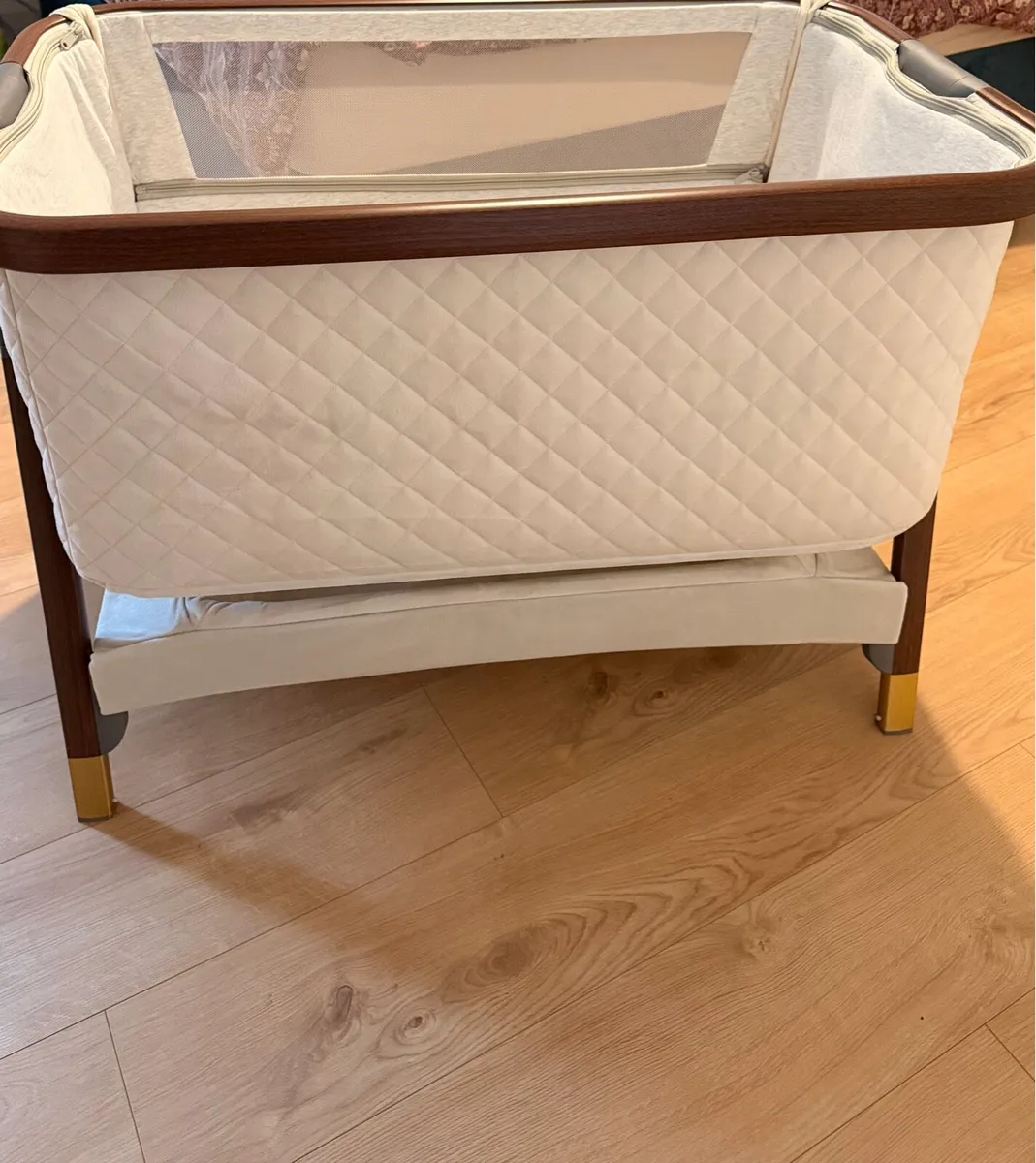 Tutti Bambini CoZee Luxe Bedside Crib - Image 3