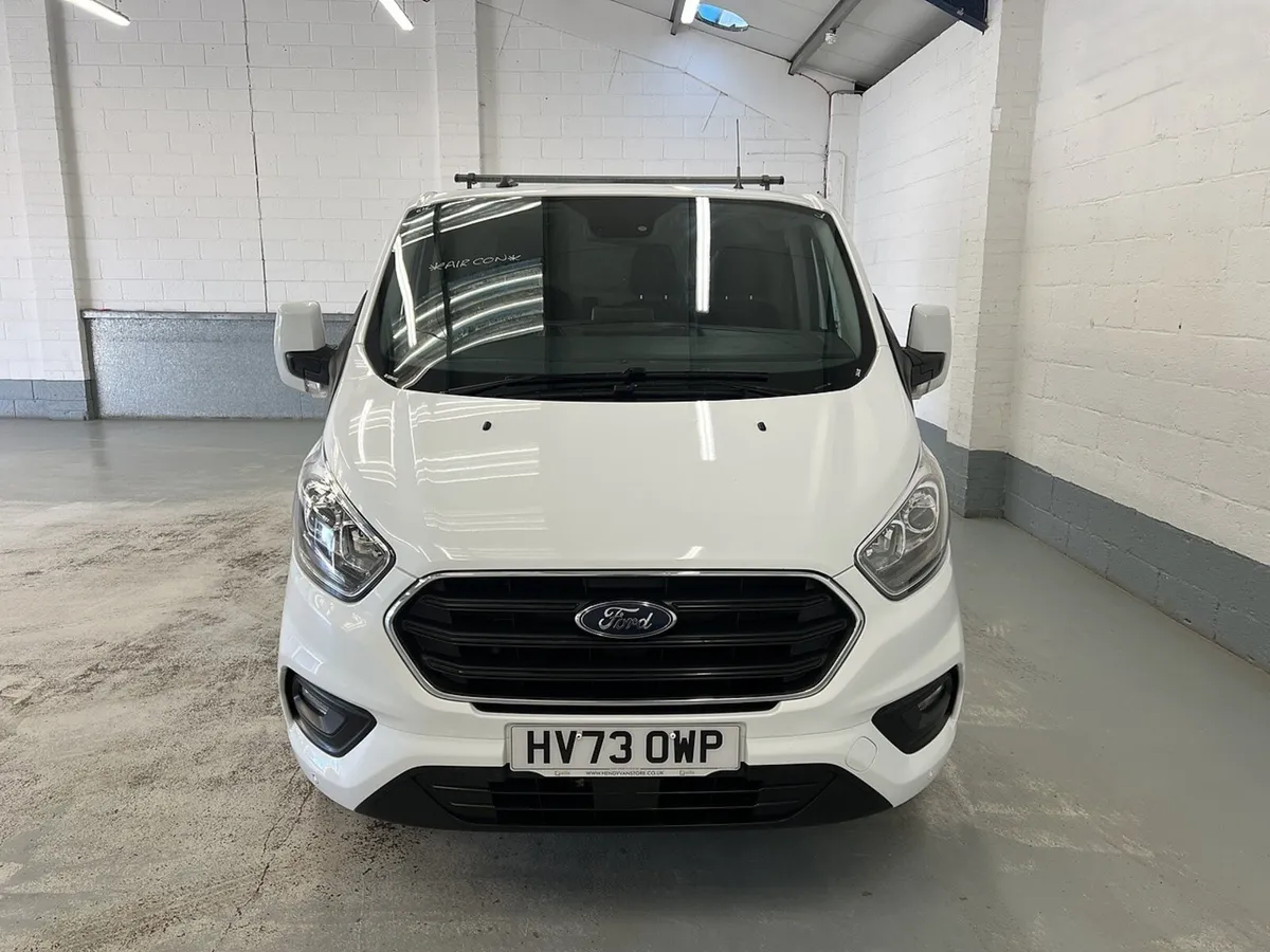 2023 Ford Transit Custom Panel Van - Image 4