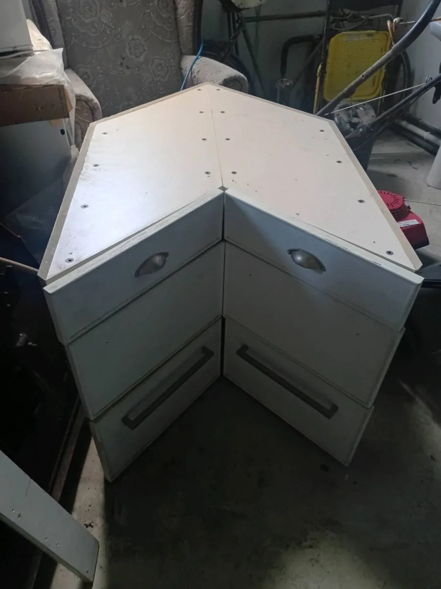 Corner Drawer unit - Image 1