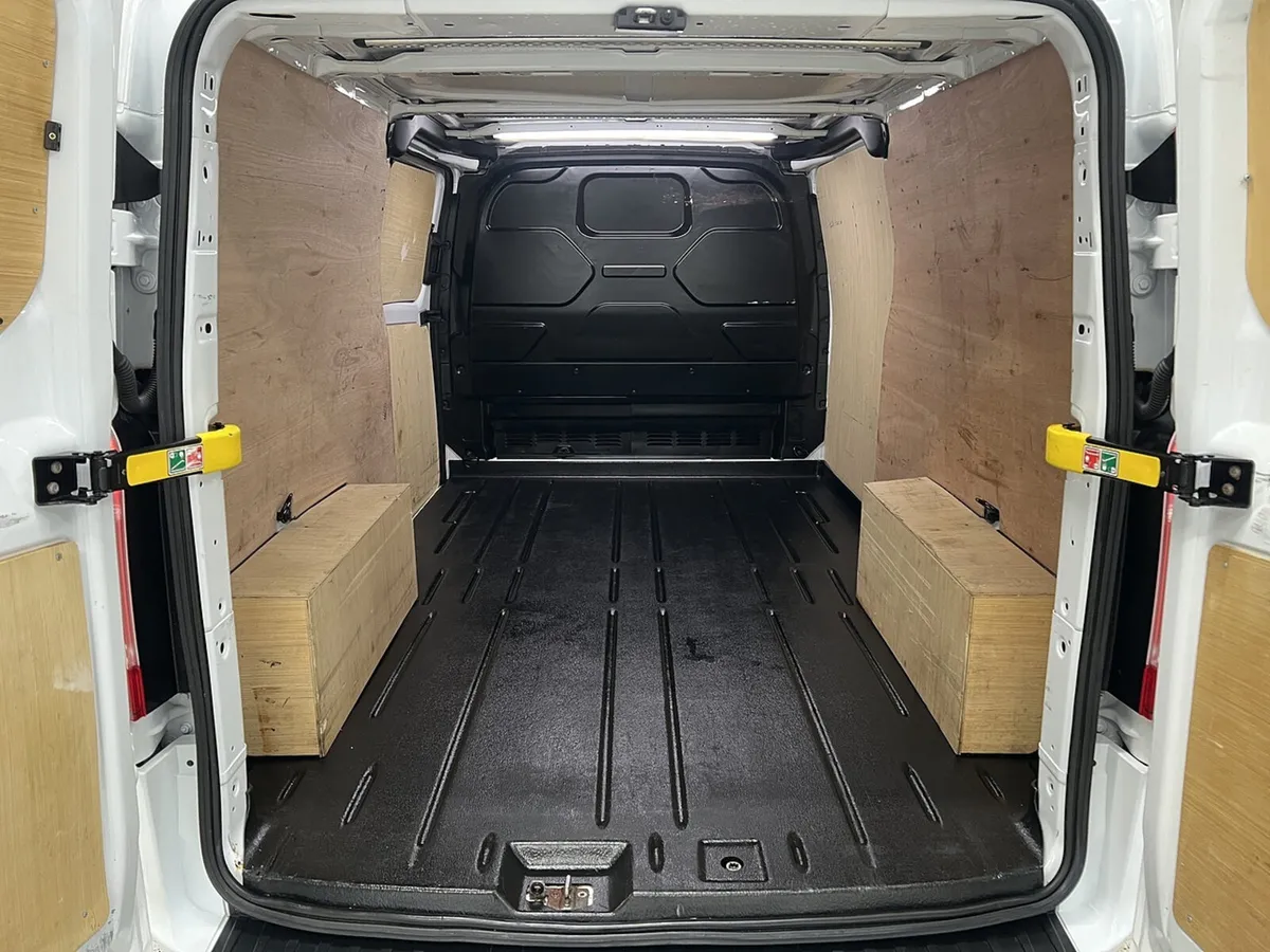 2023 Ford Transit Custom Panel Van - Image 2