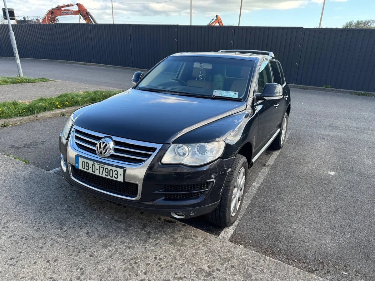 Volkswagen Touareg 2009 - Image 2
