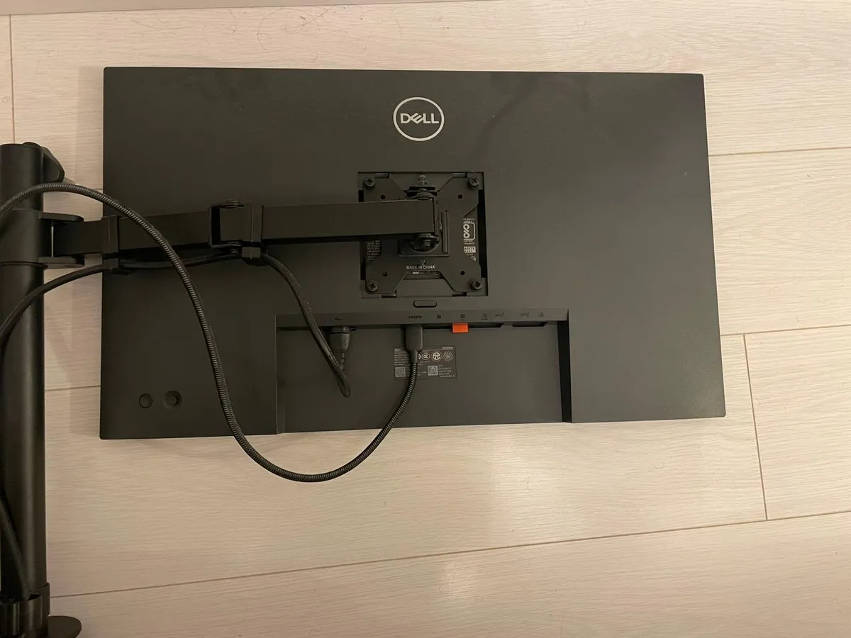 Dell Monitor 27 USB-C (P2722HE) - Image 2