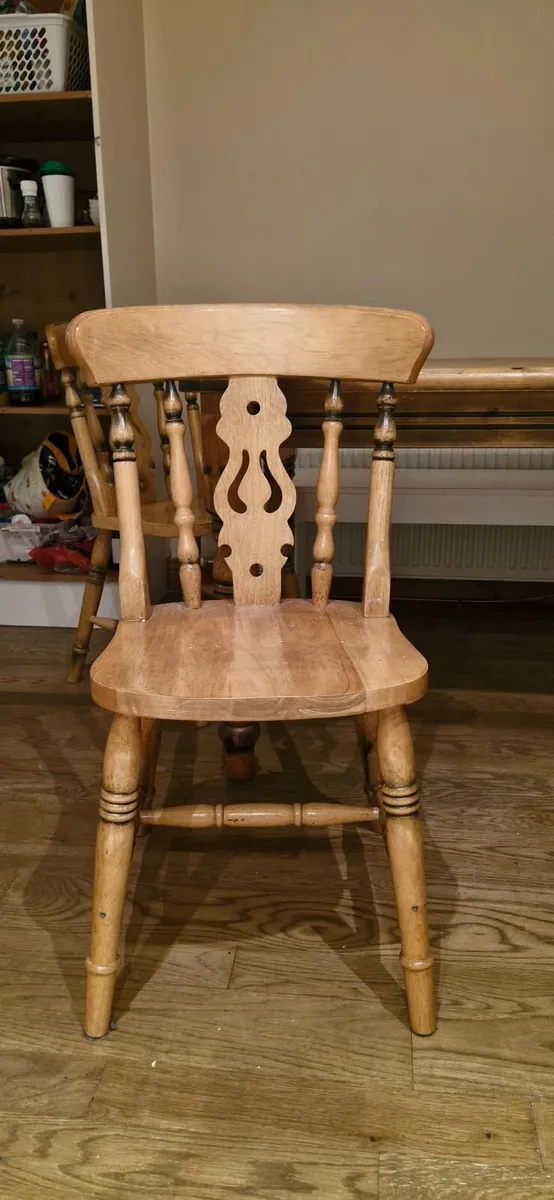 Dining table and chairs - Image 3