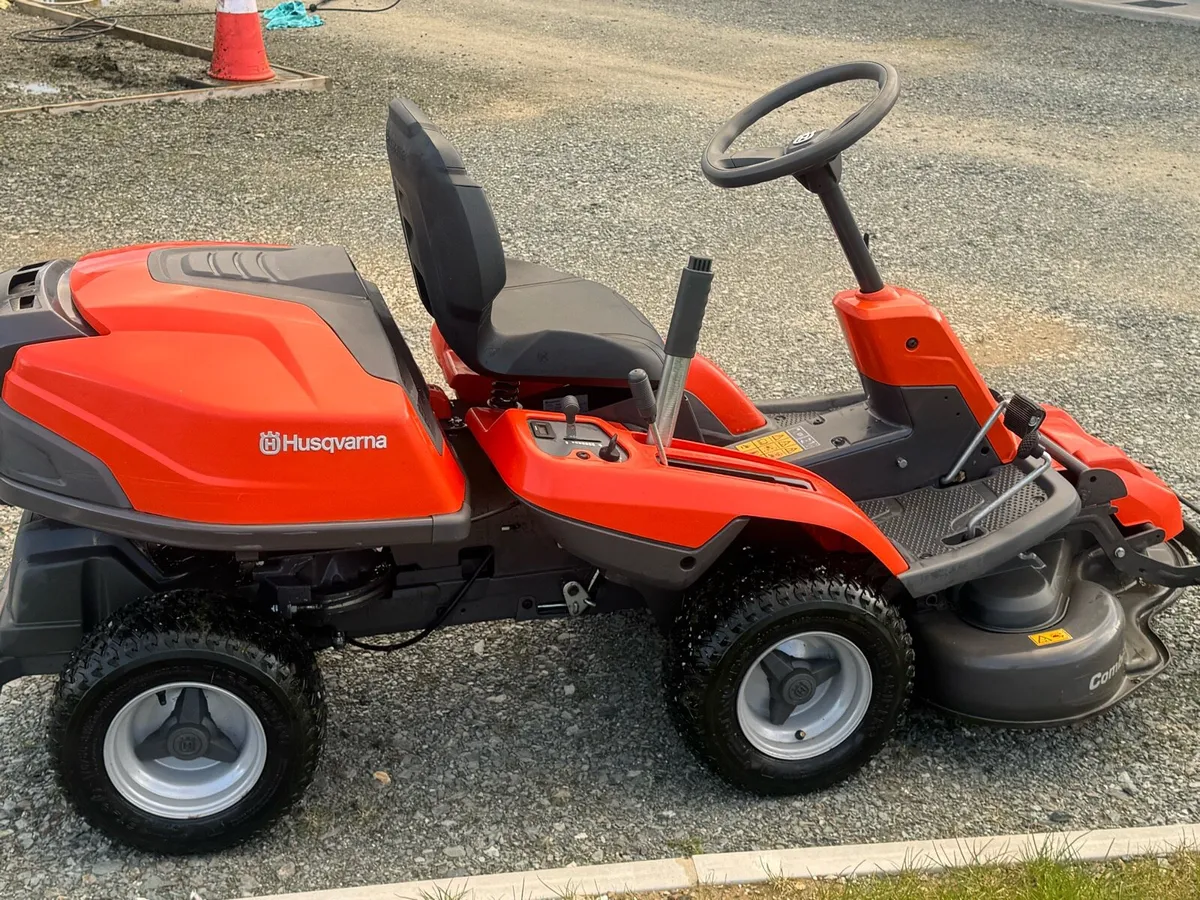 Husqvarna 214tc Front Rider Lawnmower - Image 2