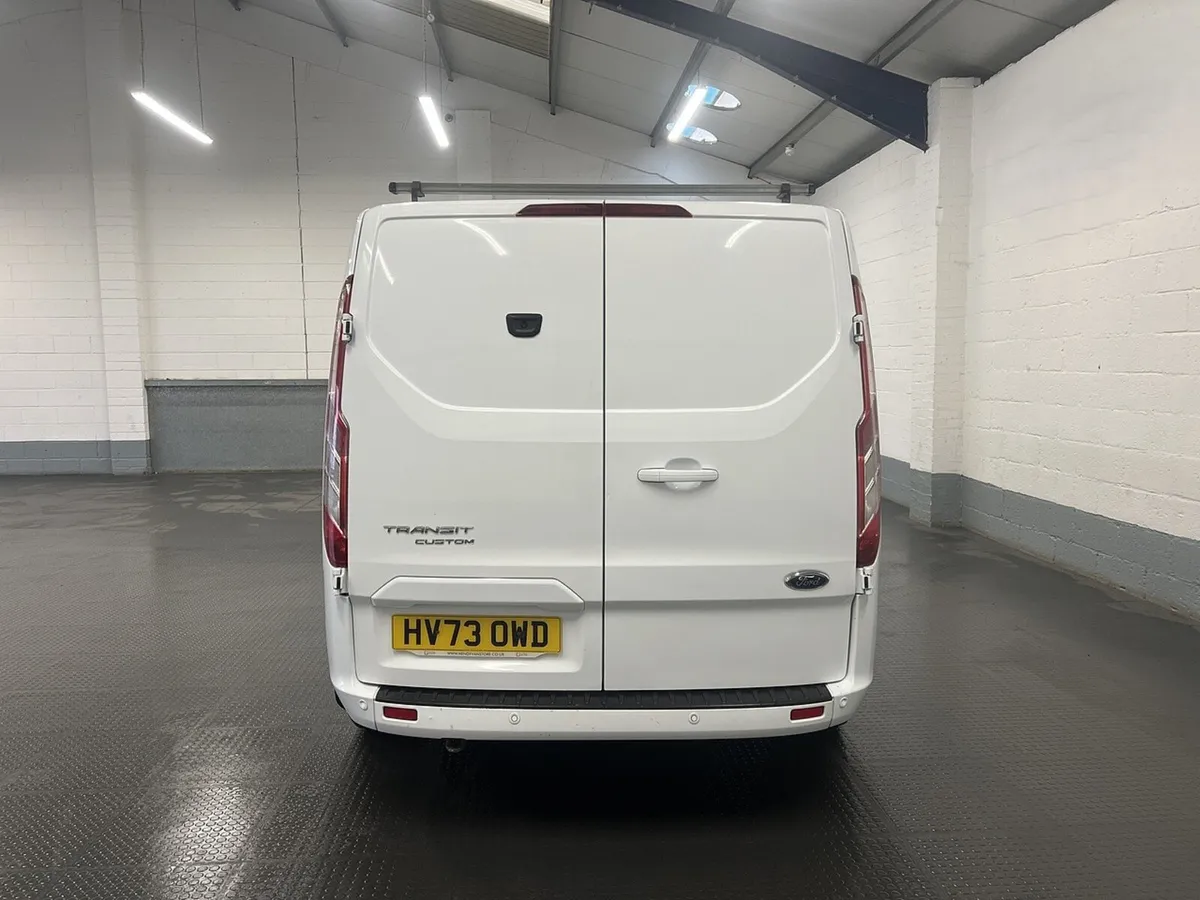 2023 Ford Transit Custom Panel Van - Image 4