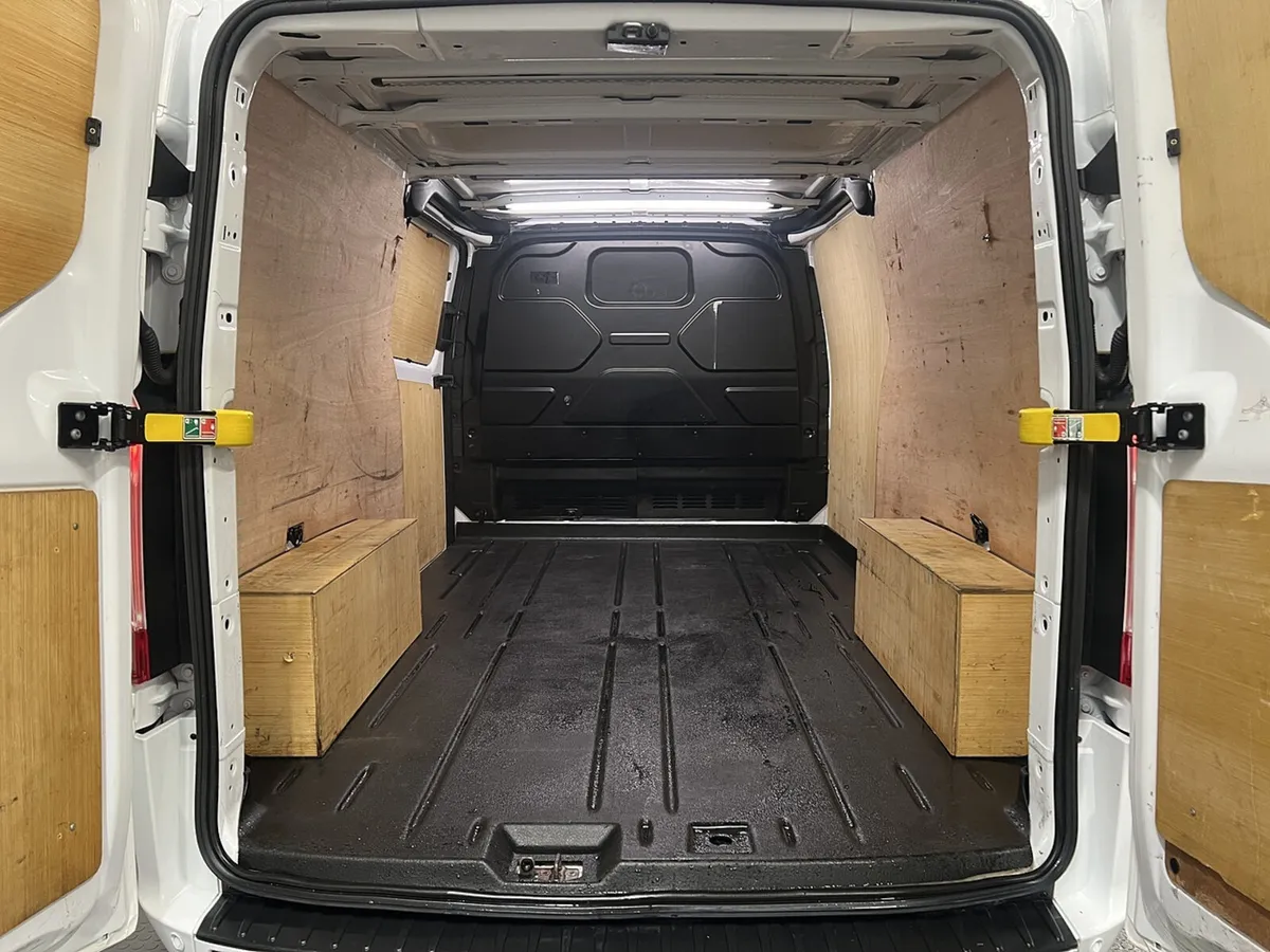 2023 Ford Transit Custom Panel Van - Image 2