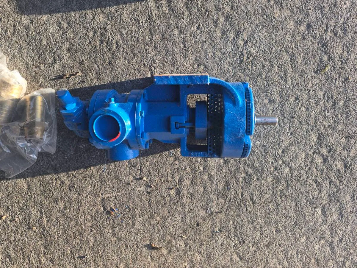 Viking Gear Pump - Image 3
