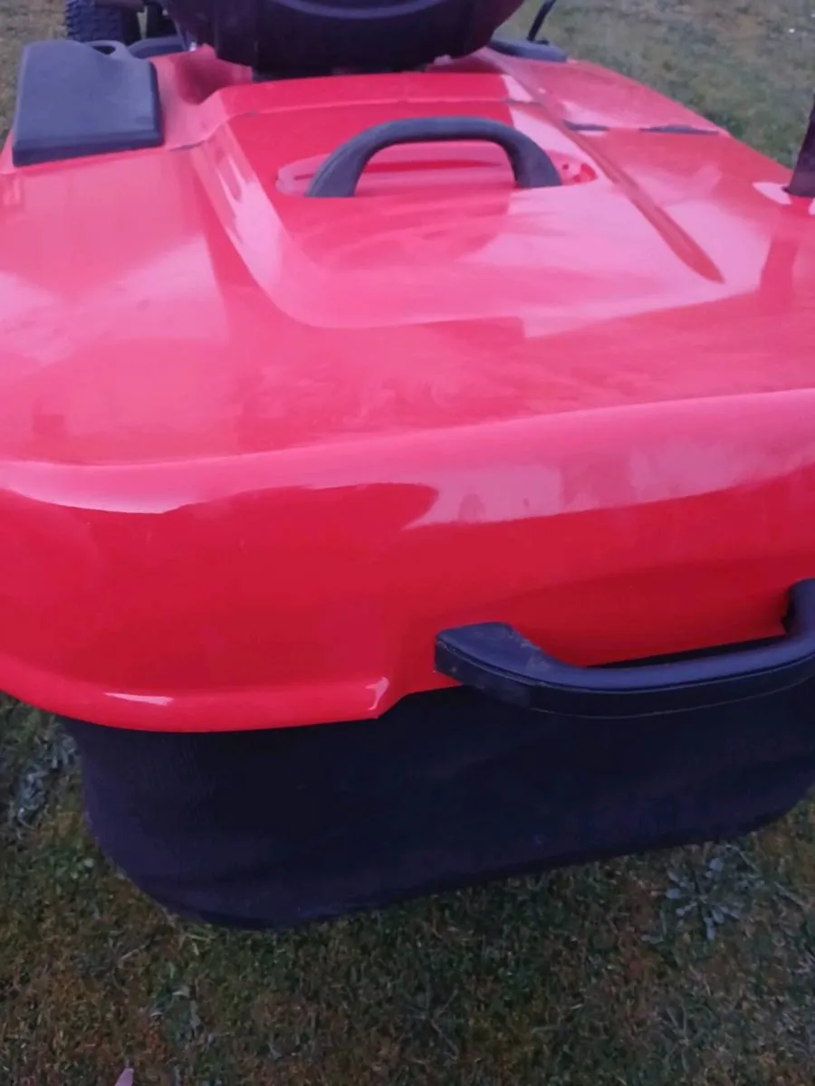 Husqvarna hydrostatic - Image 3