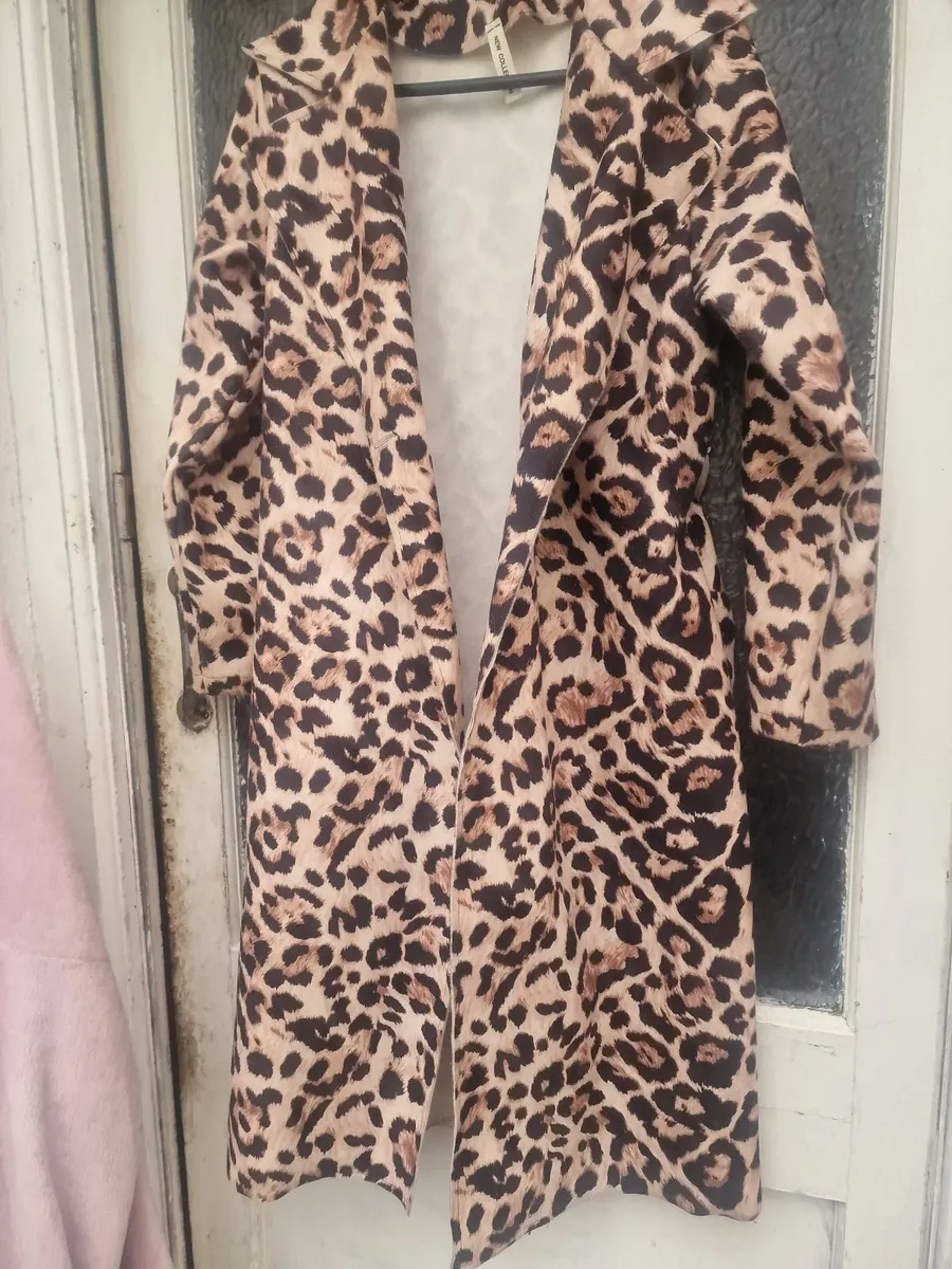 Ladies coat. - Image 1