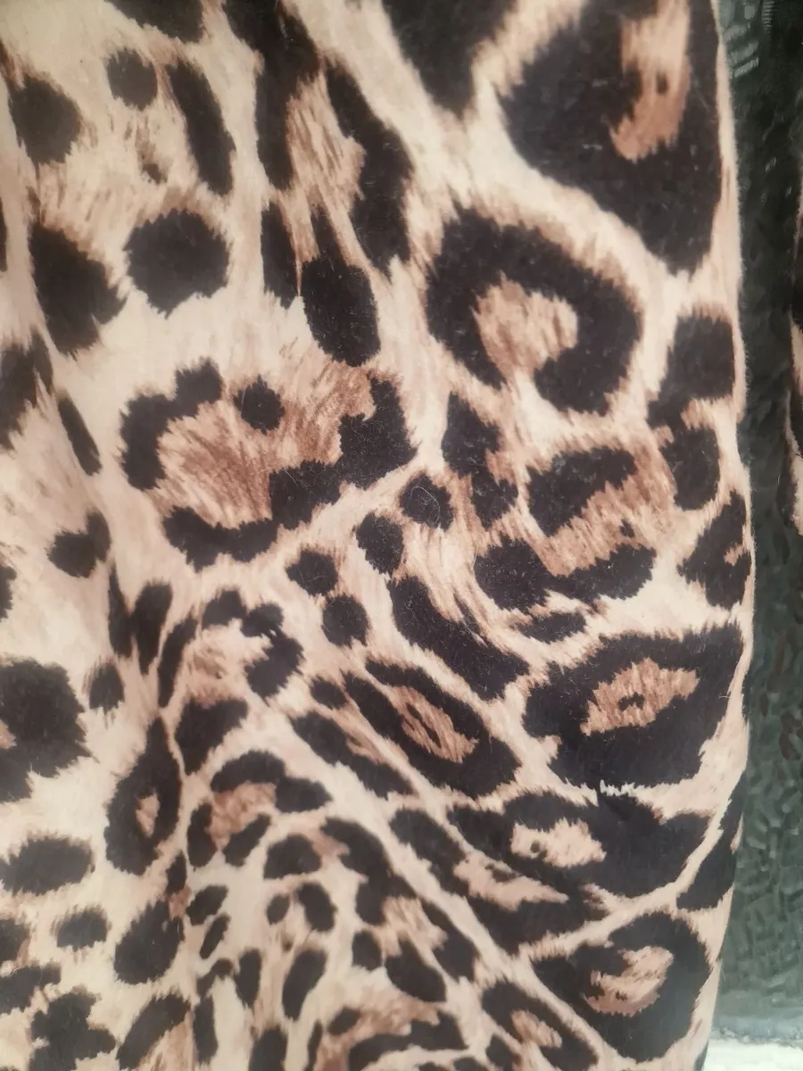 Ladies coat. - Image 4