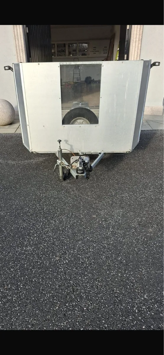 Twin Motorcycle Trailer Excellent - Image 3