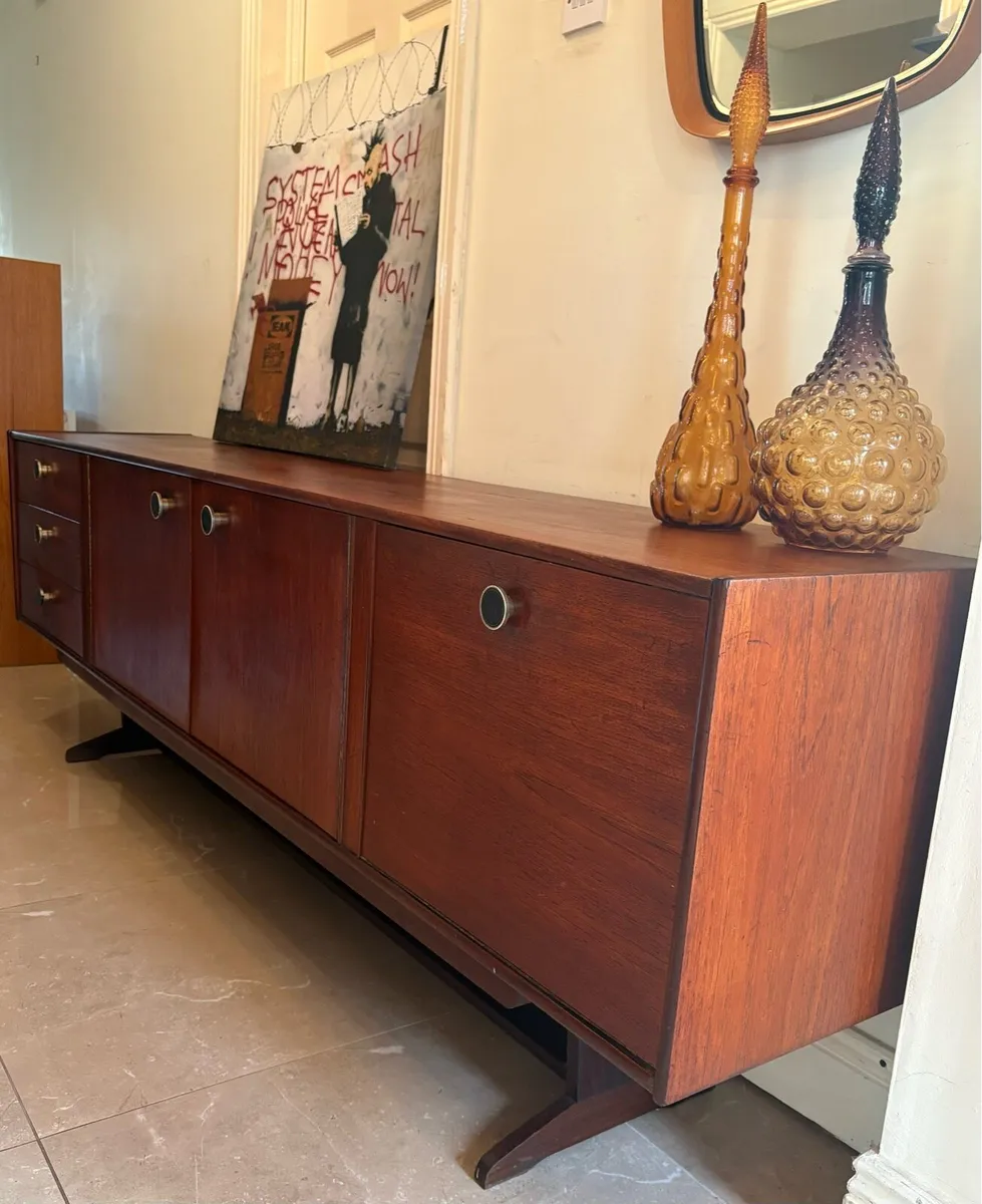 Retro vintage Mid-century Teak Credenza c1960s . - Image 4
