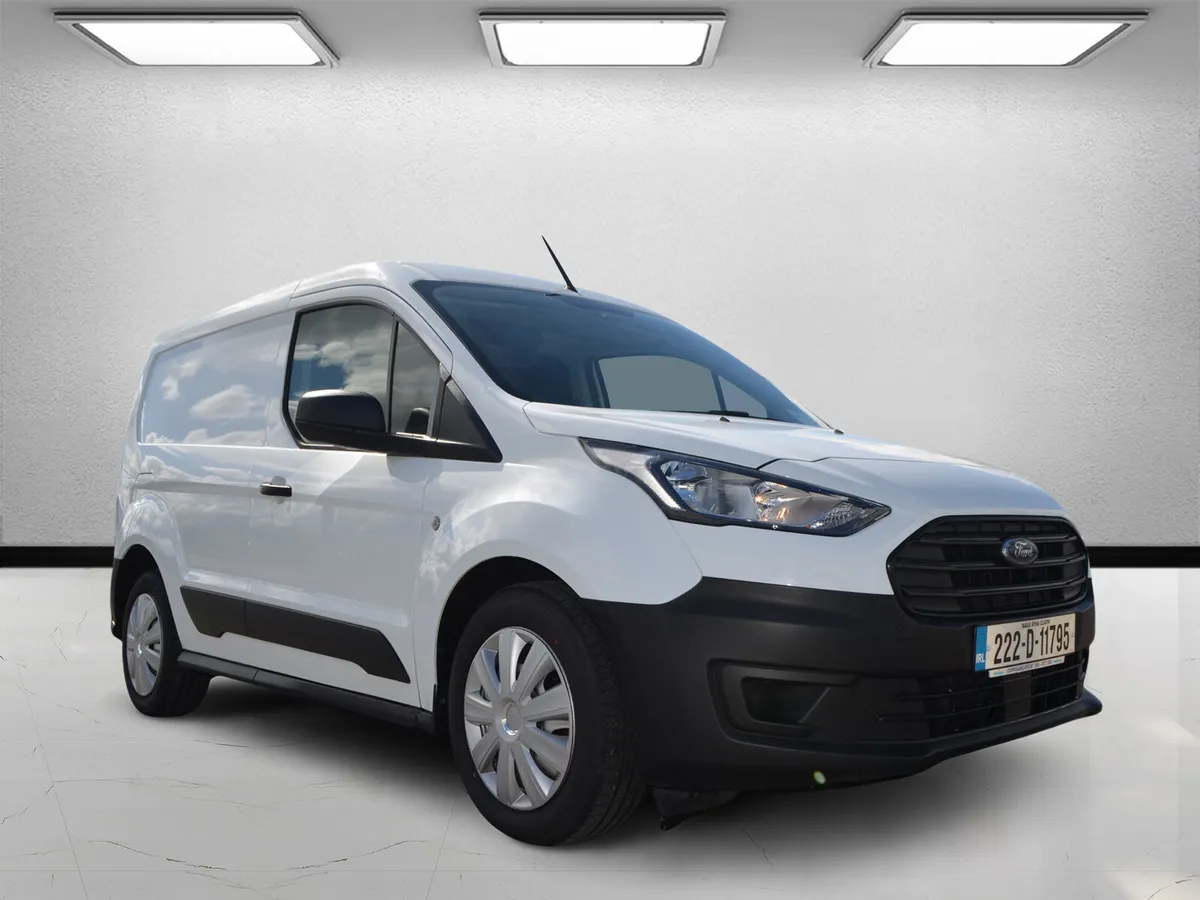 Ford Transit Connect 2022 low kms - Image 1