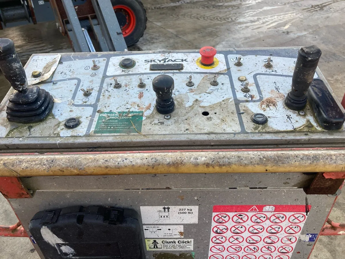 Skyjack 2017 - Image 4