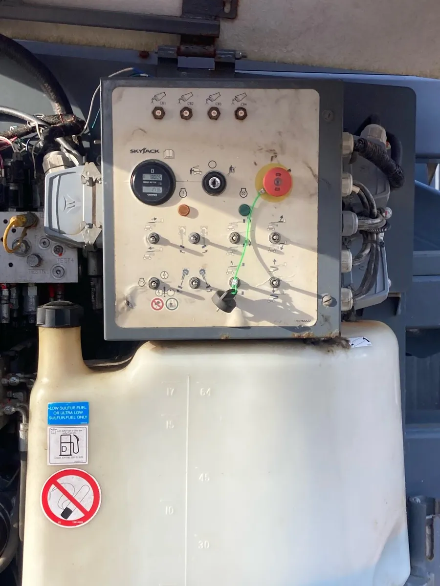 Skyjack 2017 - Image 3