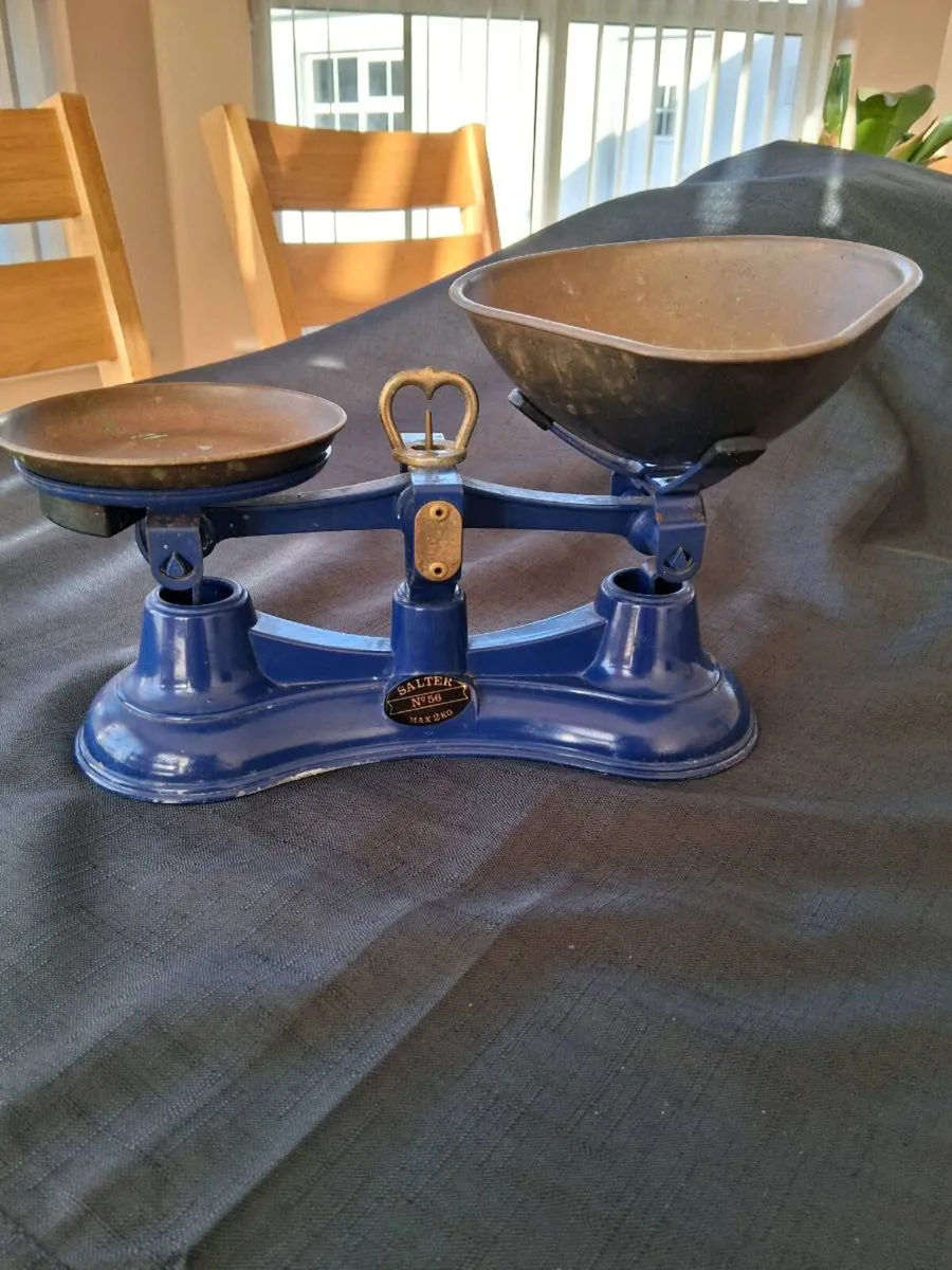 Vintage Salter No.56 Kitchen Scales - Image 1