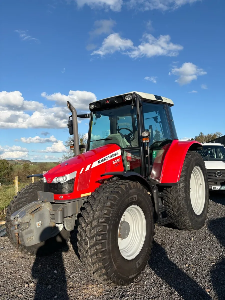2018 Massey Ferguson 5450 Dyna-4 - Image 1