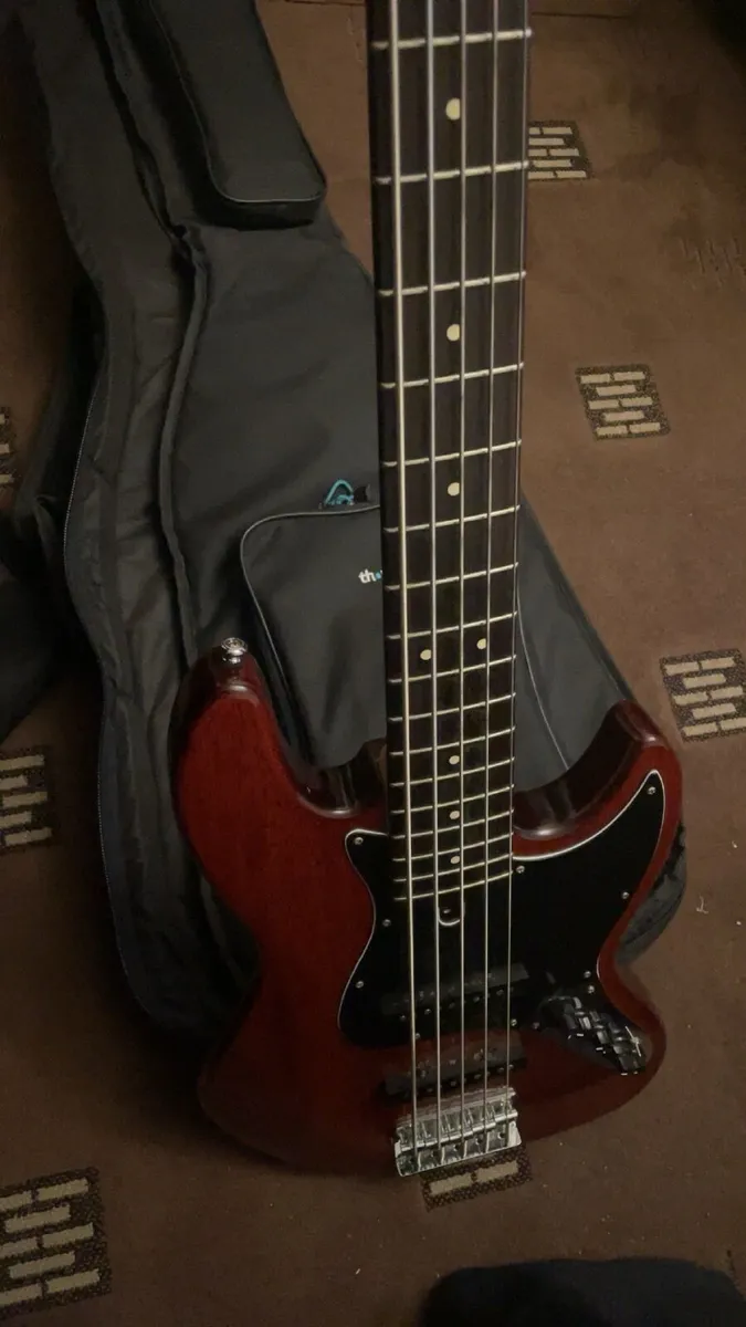 Marcus Miller V3 5 (2nd Gen) – Mahogany Red – 5-St - Image 4