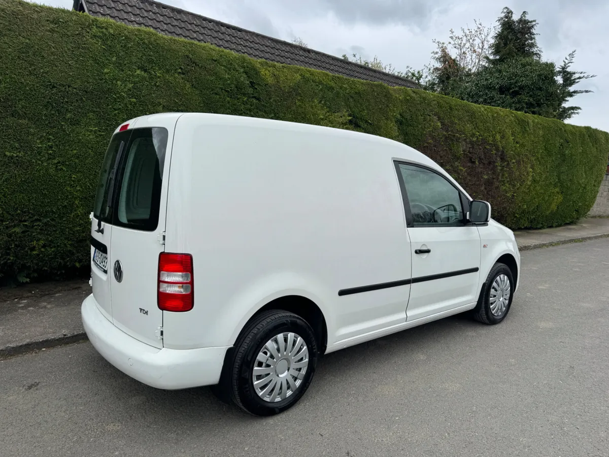 Volkswagen Caddy low mileage cvrt 2/27 - Image 3