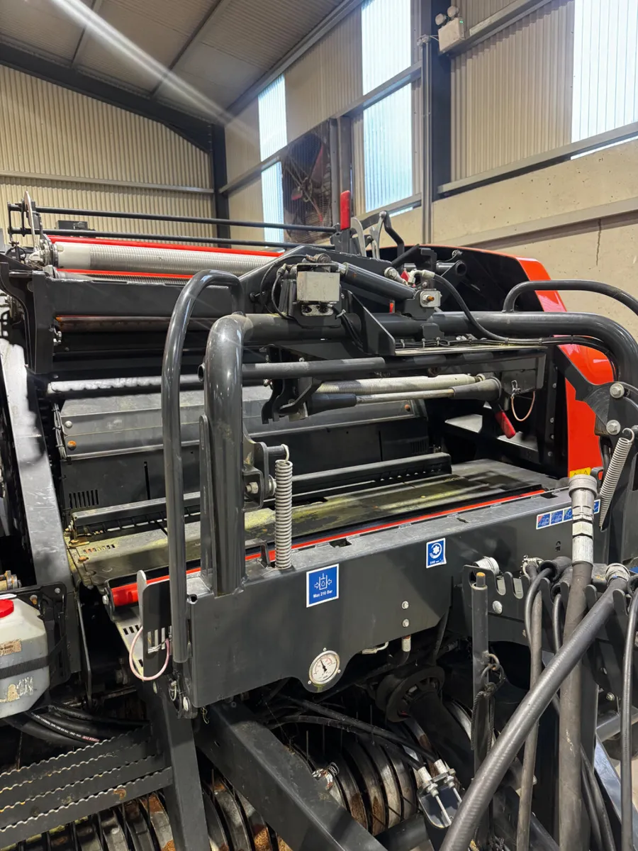 *** KUHN FBP 3135 COMBI BALER *** - Image 3