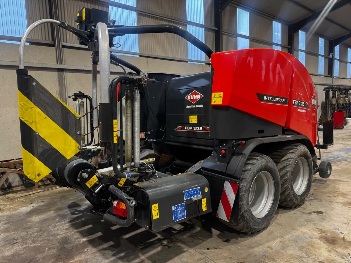 *** KUHN FBP 3135 COMBI BALER *** - Image 2