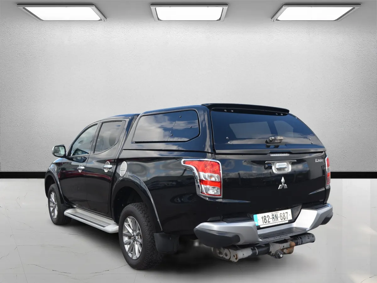 Mitsubishi L200 BARBARIAN LOW MILES - Image 4