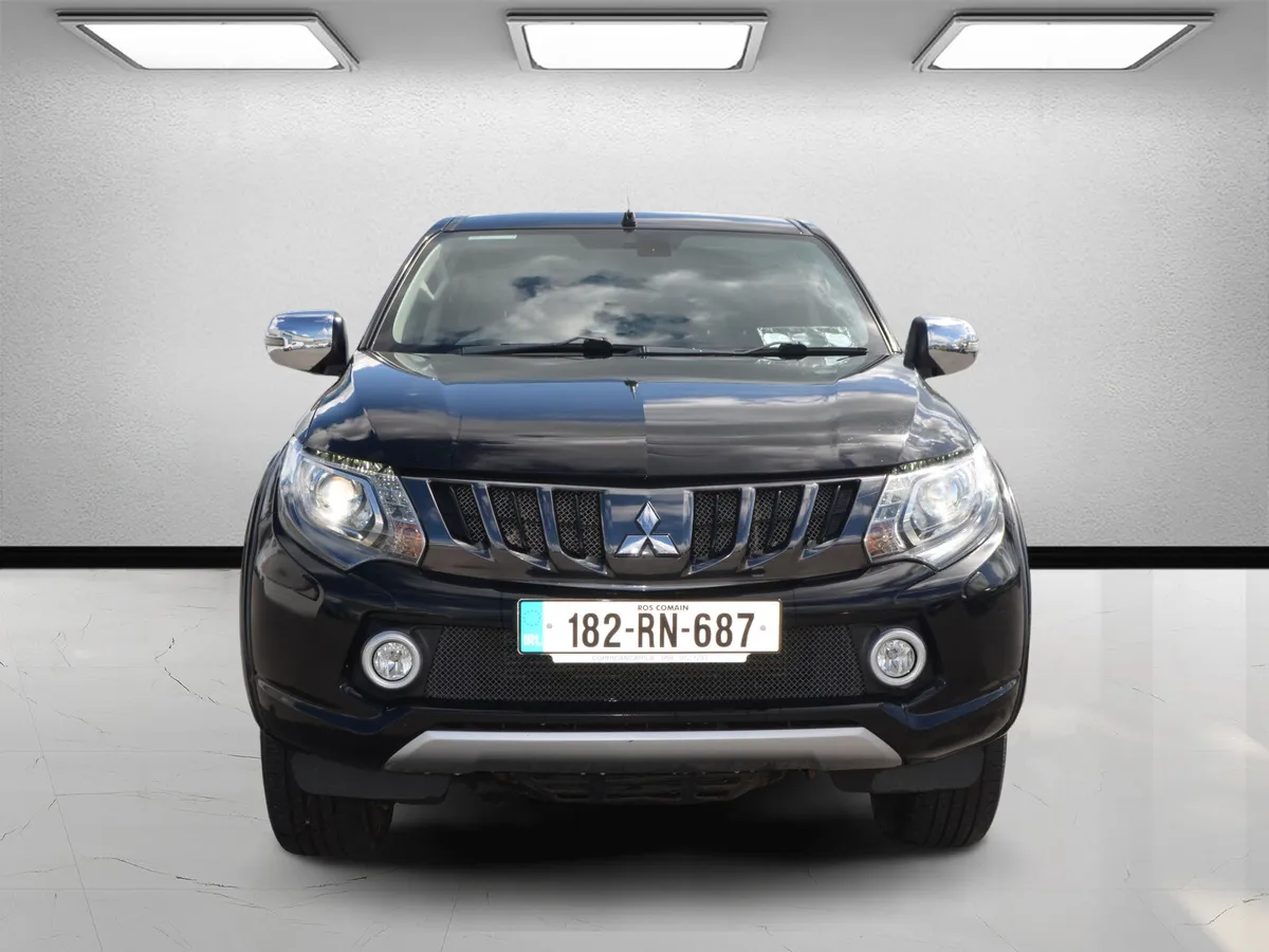 Mitsubishi L200 BARBARIAN LOW MILES - Image 2