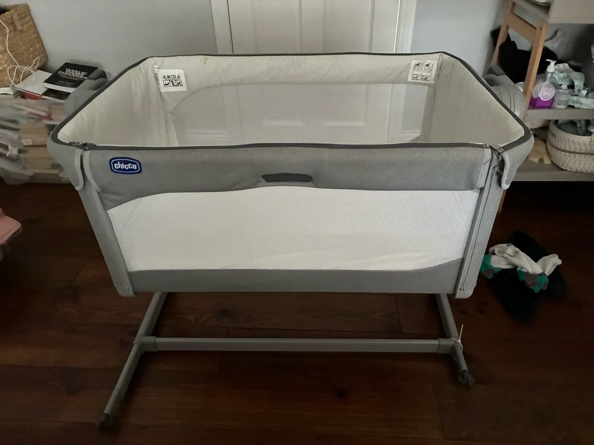 Next to me crib Chicco - Image 2