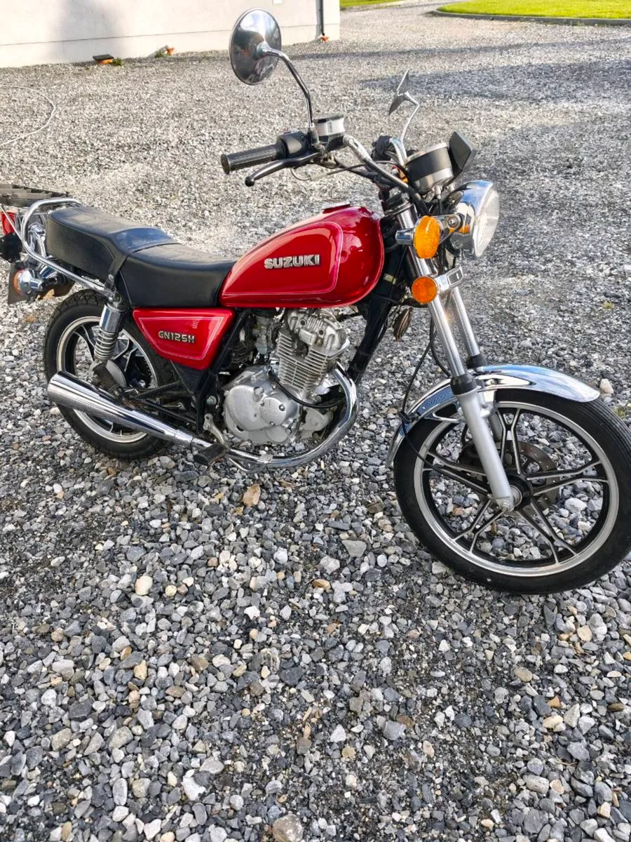 Suzuki gn 125 - Image 2
