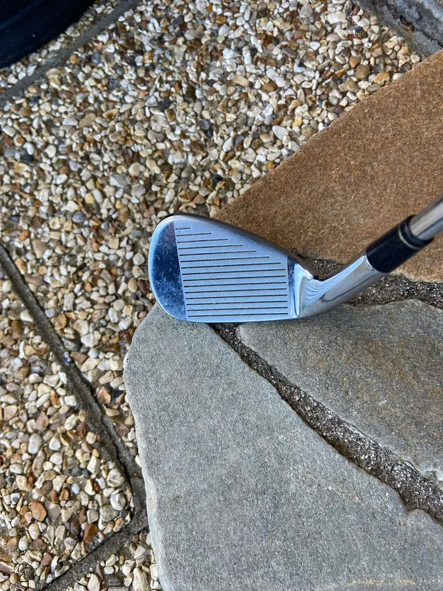 Taylormade. R11. Pitching. Wedge - Image 2