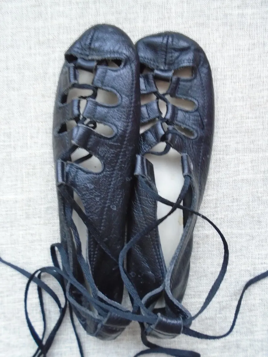 Irish dance shoes, Size 5, Soft shoes - Image 1