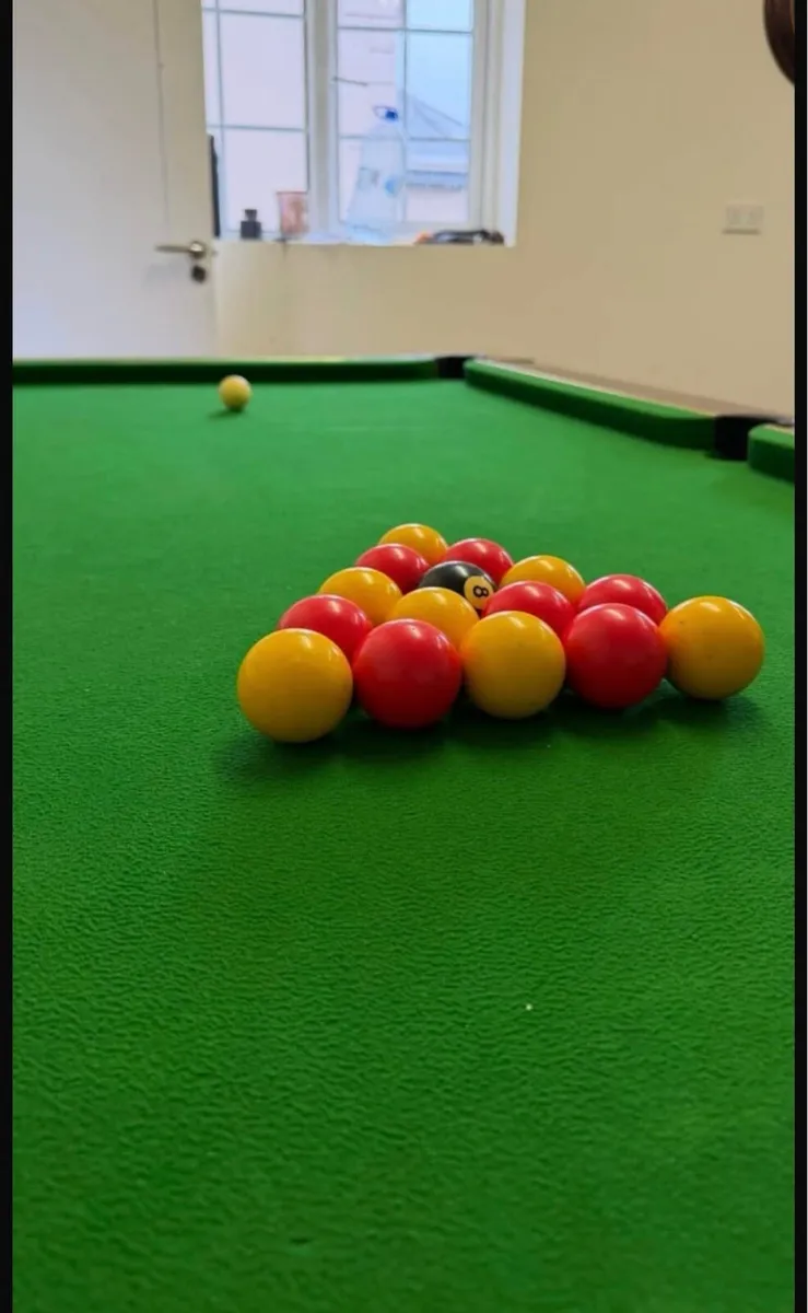 Pool table - Image 3