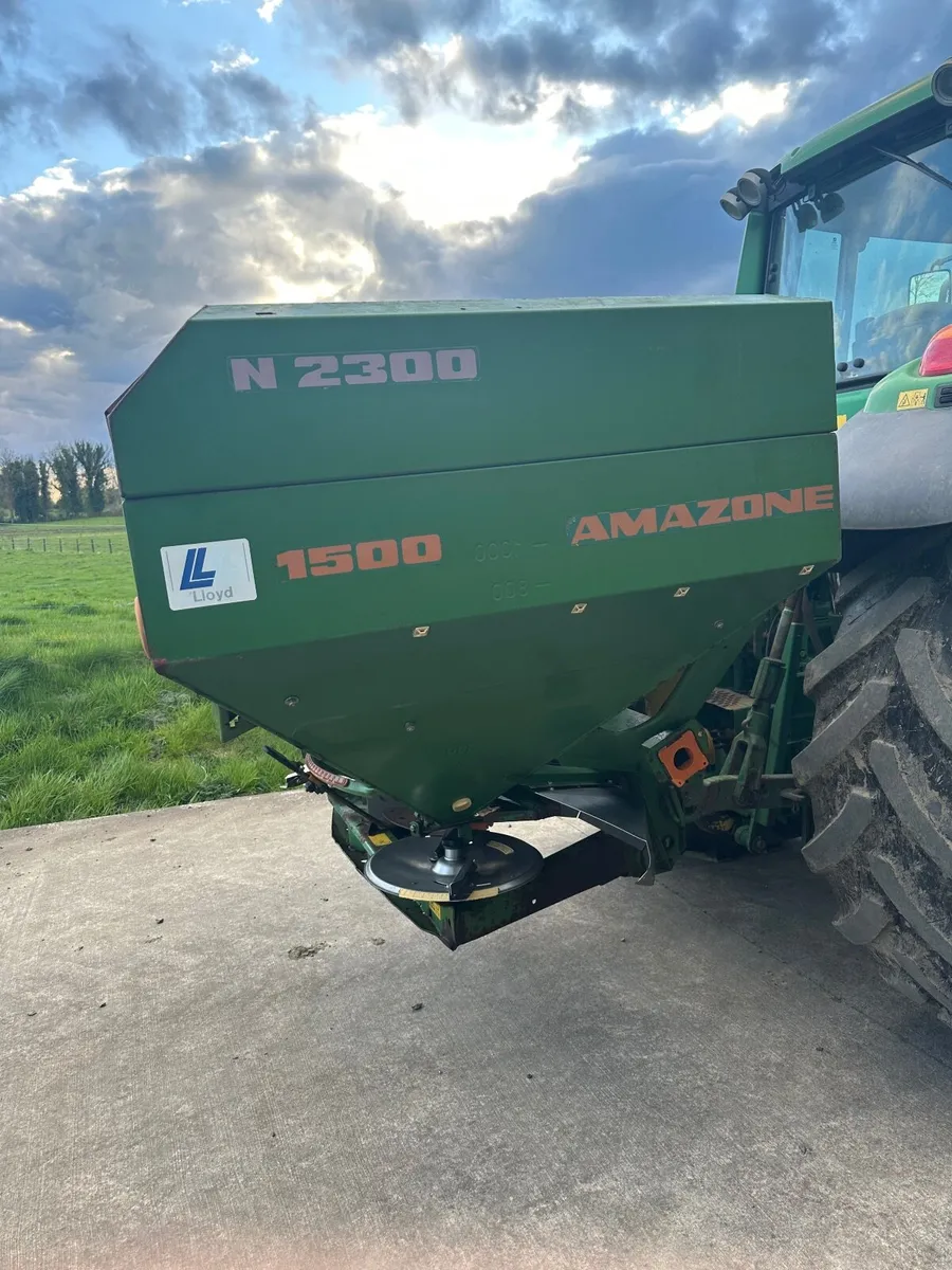 Amazone Fertiliser Spreader - Image 3