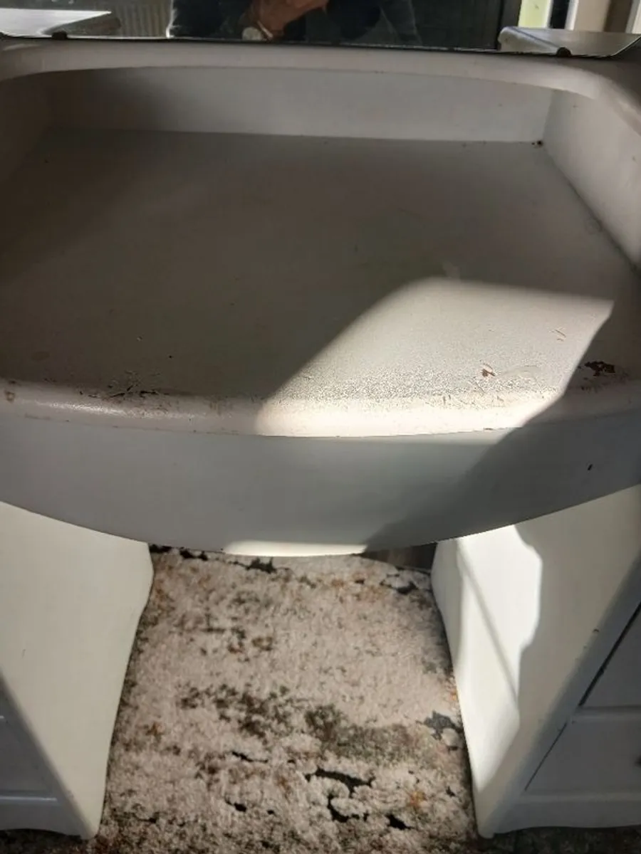 dressing table - Image 3