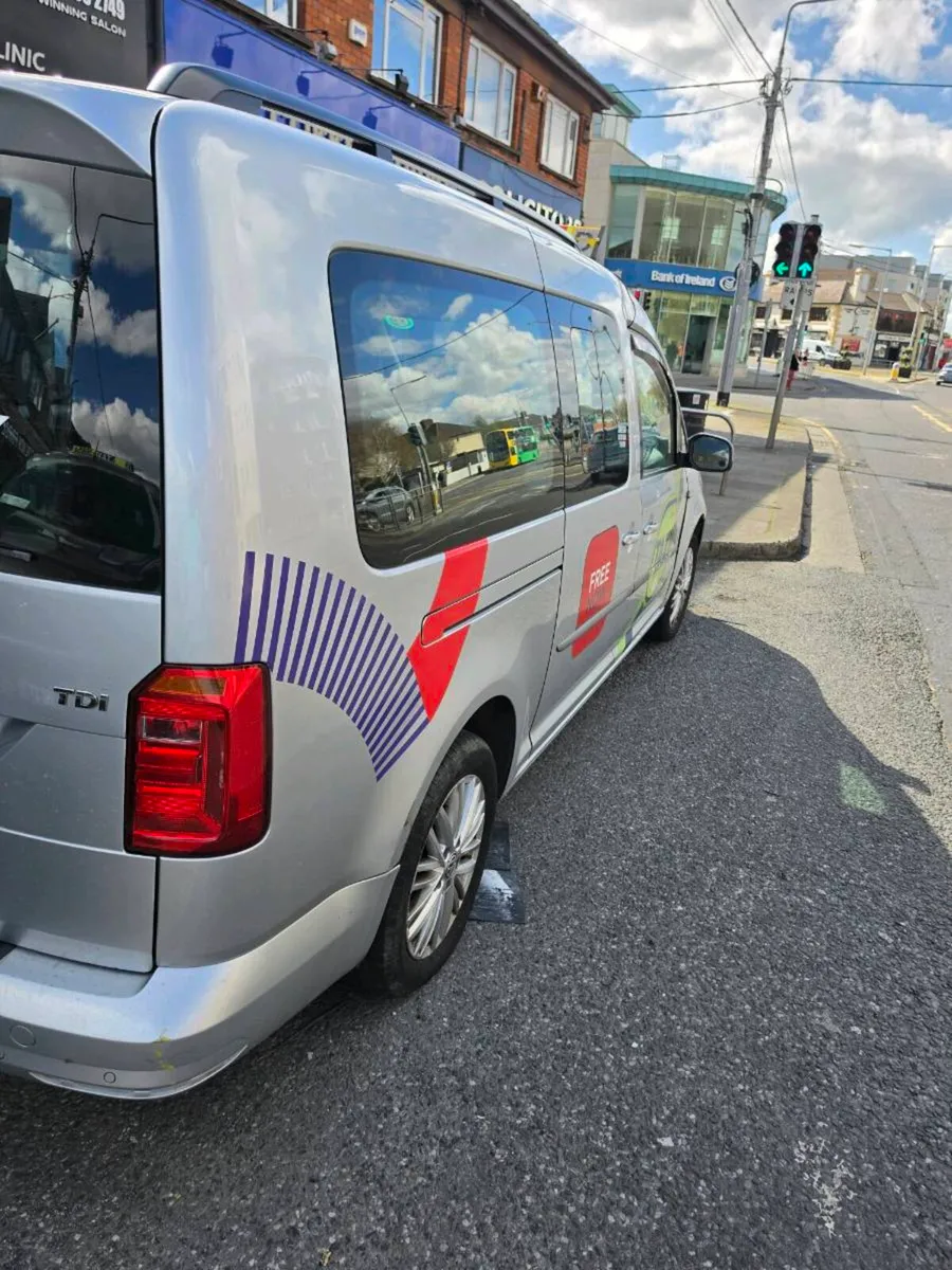 6 seater auto taxi for rent vw caddy 181 - Image 2