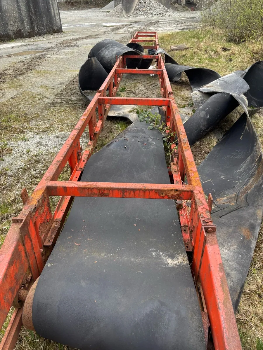50 foot conveyor /Diesel tank - Image 1