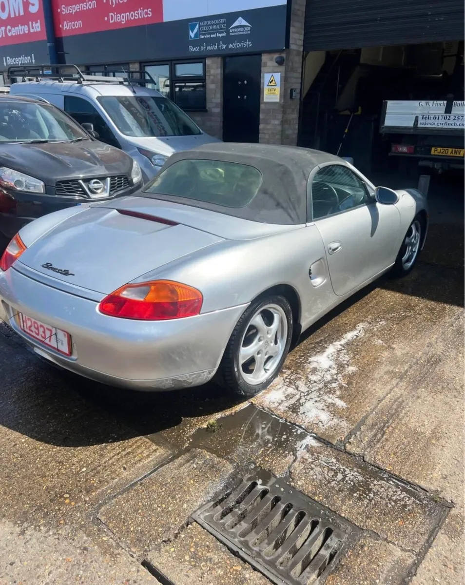 1997 Porsche Boxster 2.5 Manual - Image 2