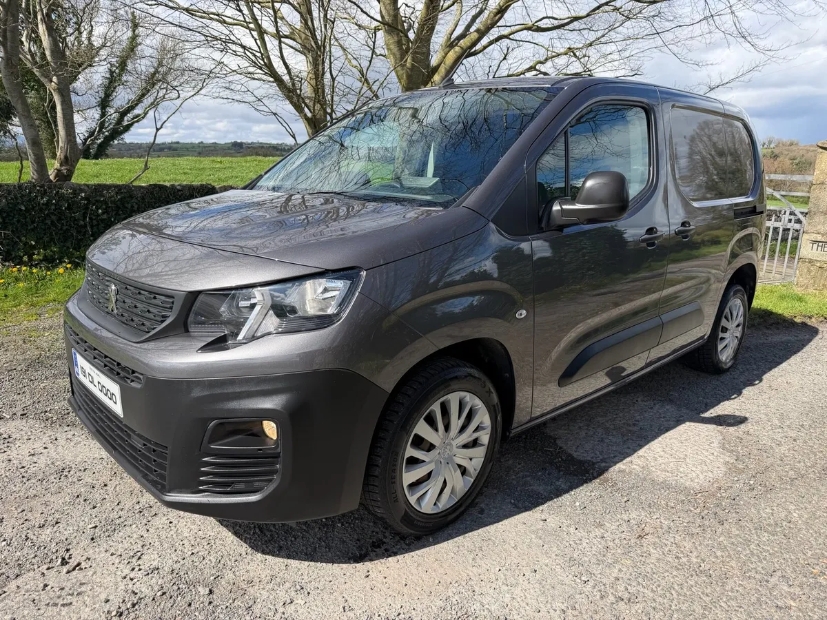 2019 Peugeot partner - Image 2